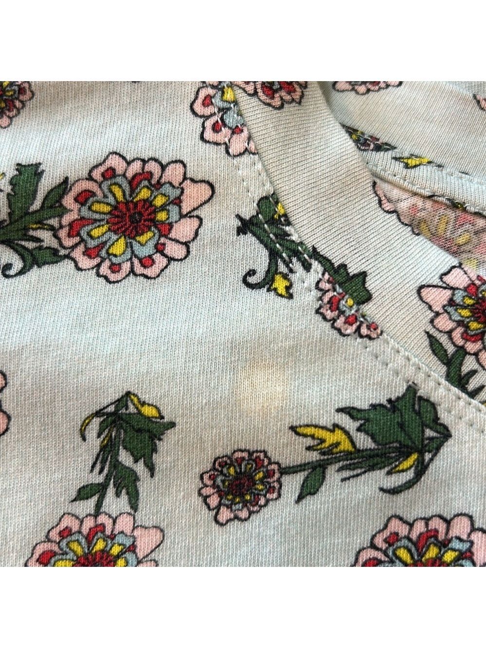 Alice + Olivia Floral Short Sleeved Top Size Small *Flawed* - Picture 7 of 9